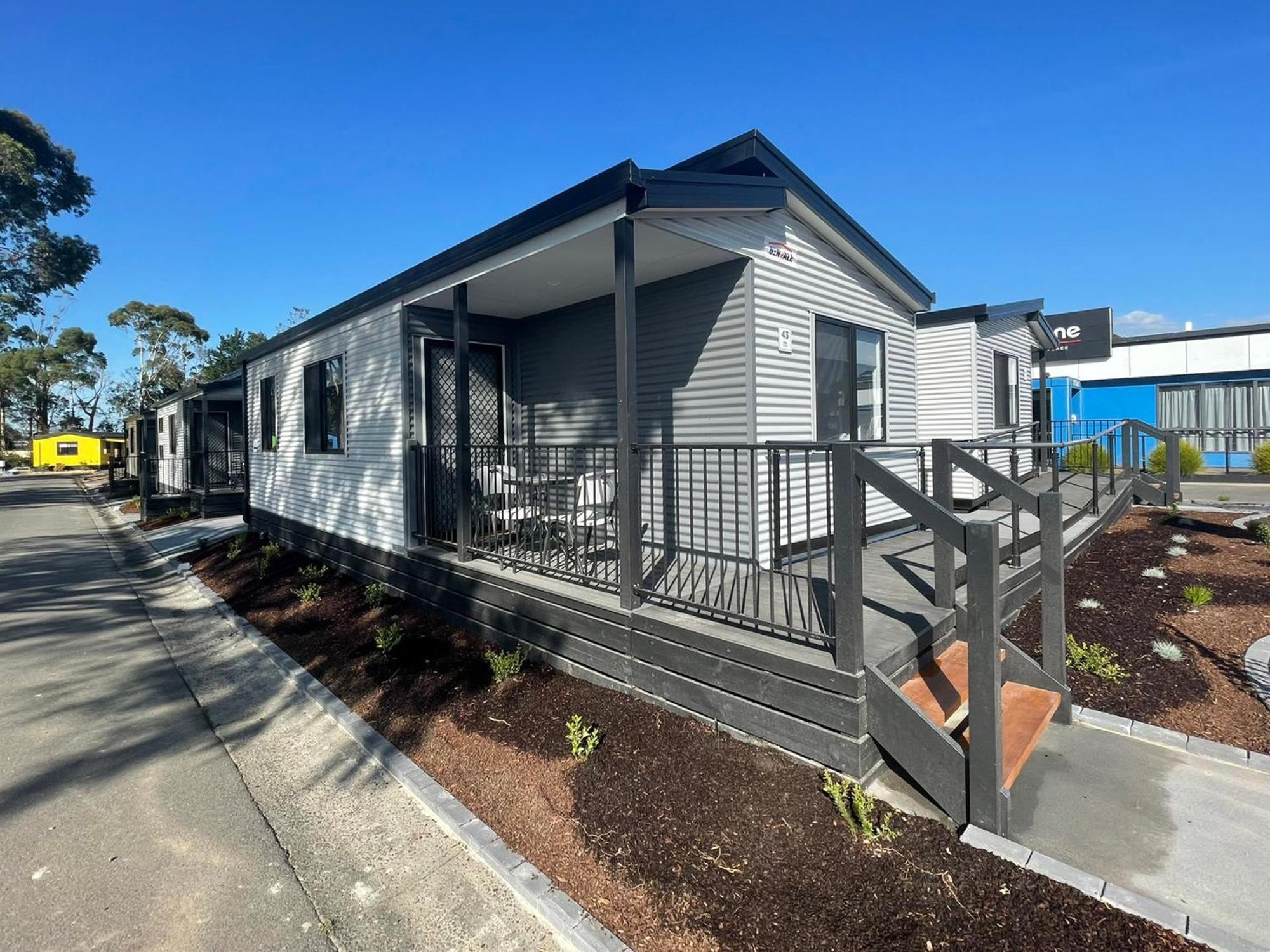Big4 Traralgon Park Lane Holiday Park Exterior photo