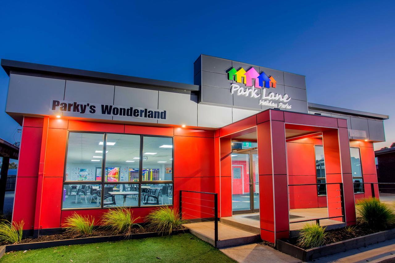 Big4 Traralgon Park Lane Holiday Park Exterior photo