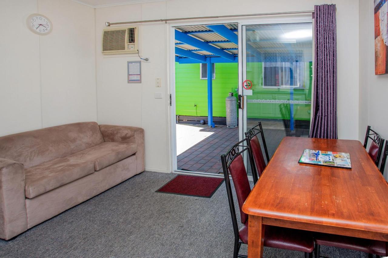 Big4 Traralgon Park Lane Holiday Park Exterior photo