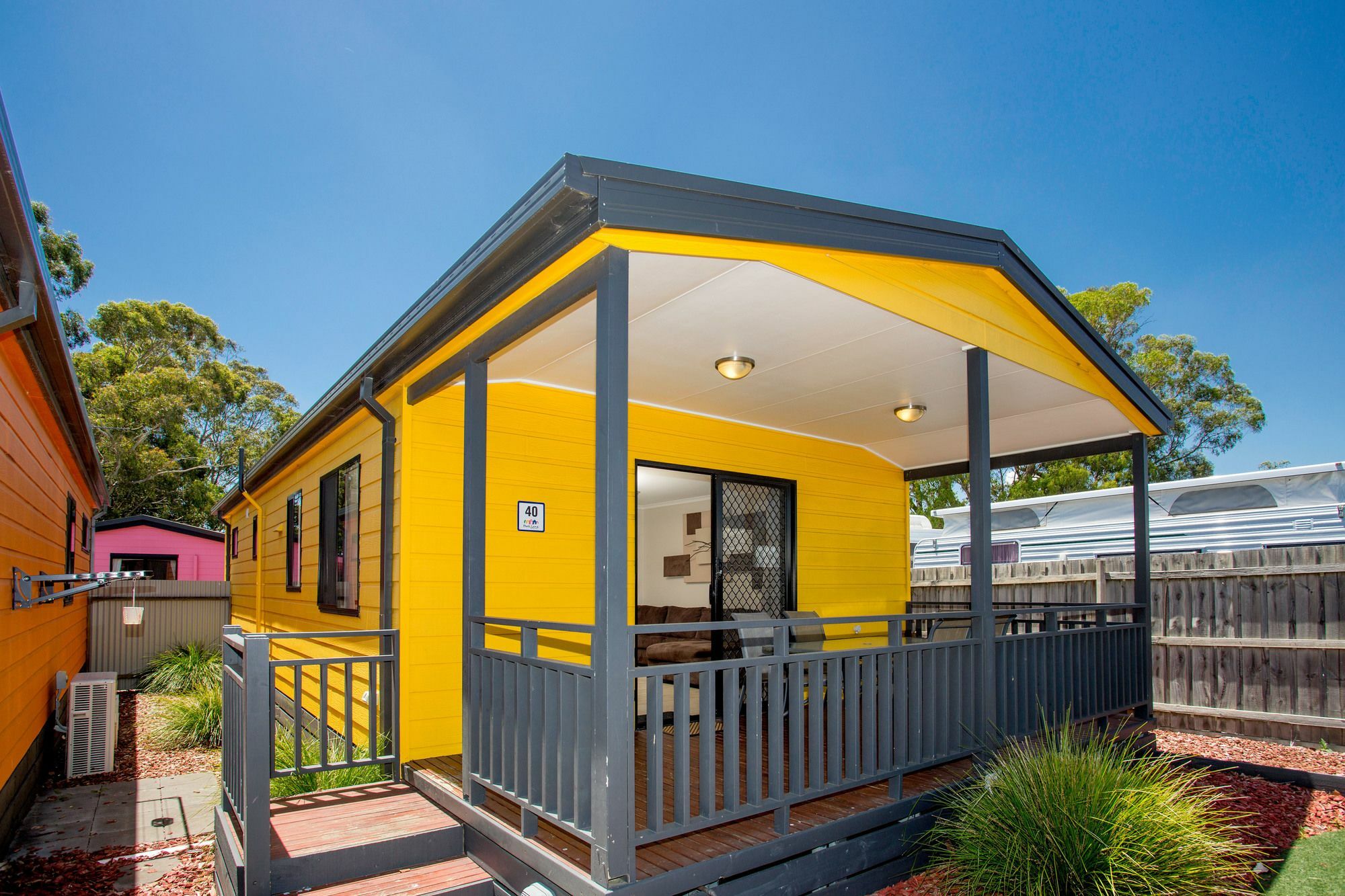 Big4 Traralgon Park Lane Holiday Park Exterior photo
